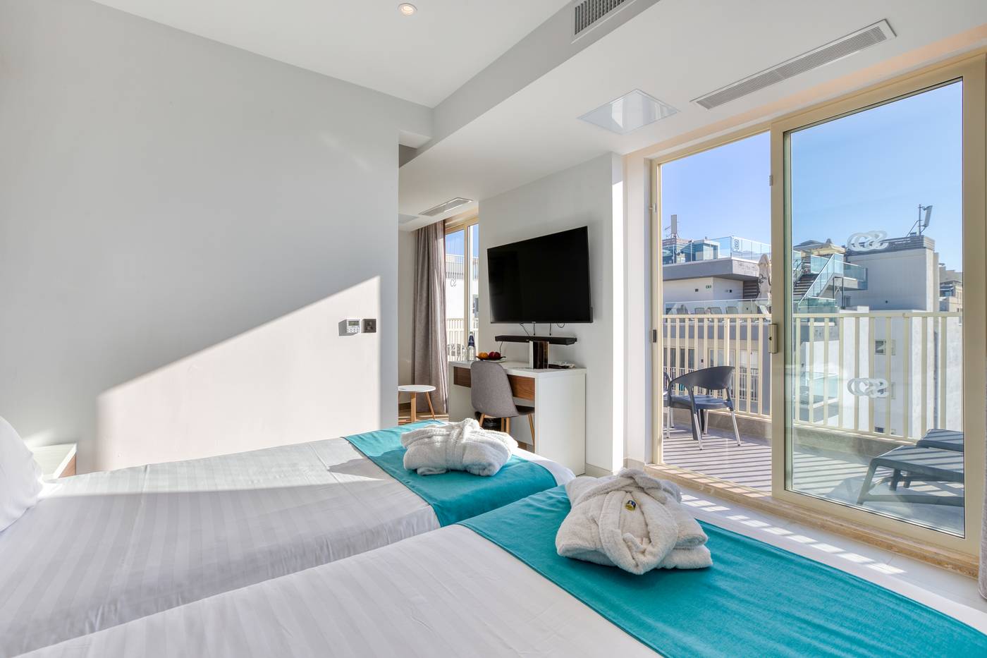 Solana-Hotel---Spa-Room-45