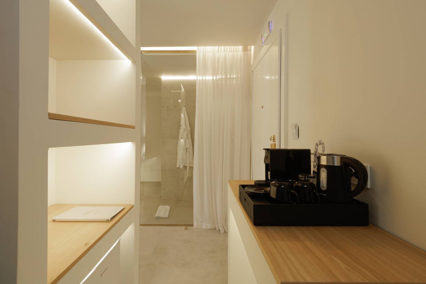 The-Alley-Hotel-Room-45