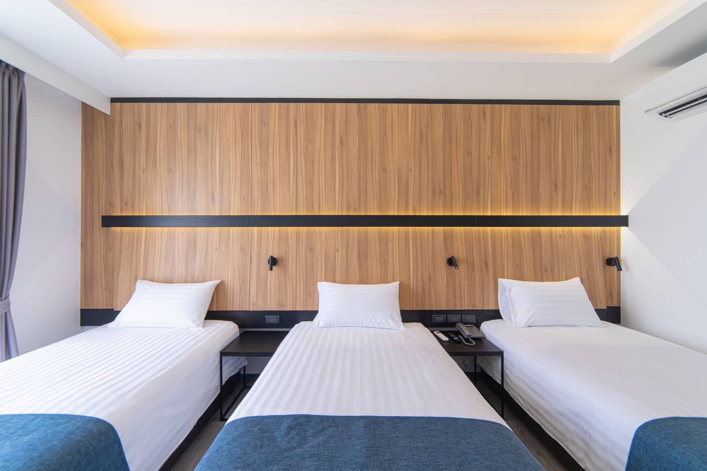 Gate43-Airport-Hotel-Room-25