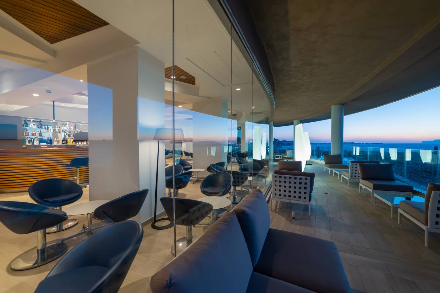 The-Ramla-Bay-Resort-Bar-25