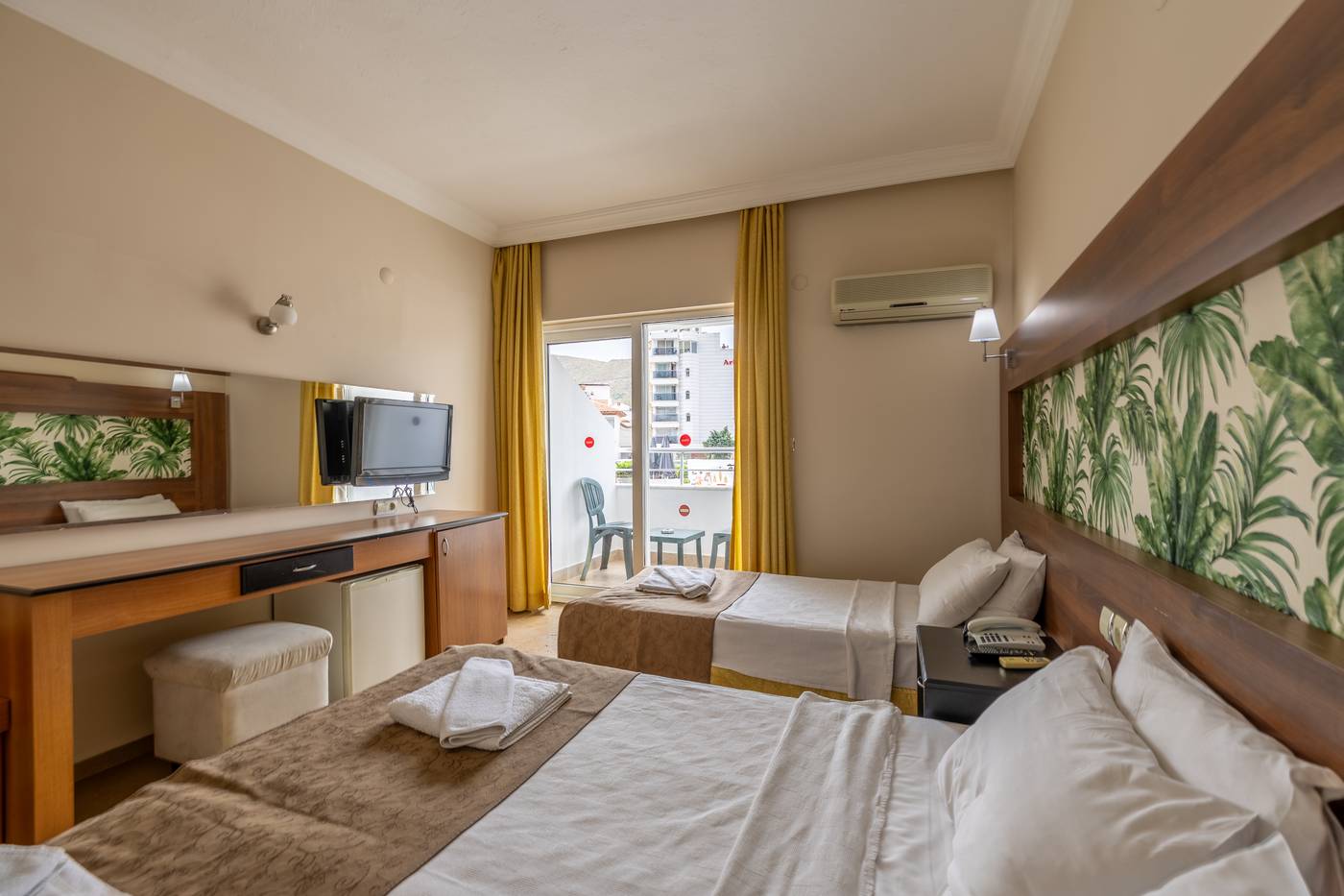 Club-Munamar-Beach-Resort-Room-35