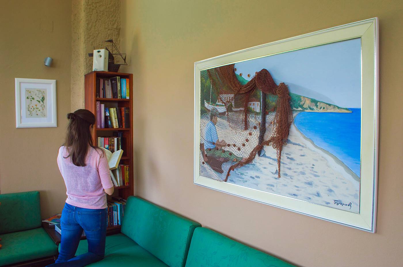 Daphne-Hotel-Lobby-15