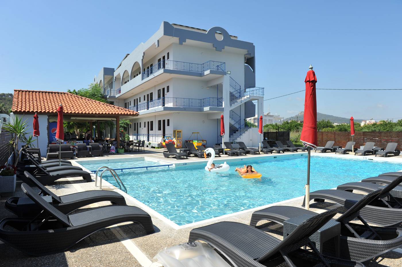 Maritime-Hotel-Apartments-Pool-1