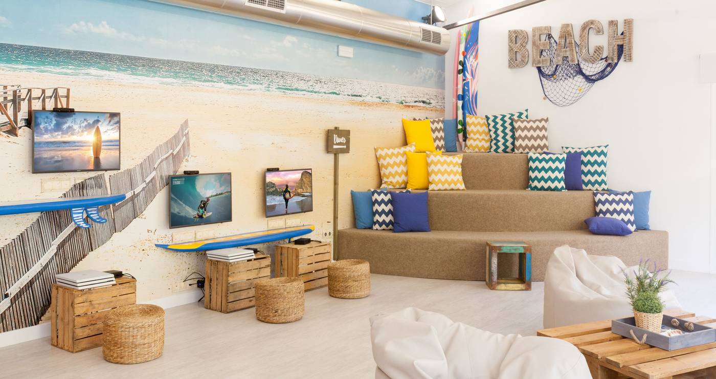 Ramada-Hotel---Suites-by-Wyndham-Costa-del-Sol-Sports-and-Entertainment-76