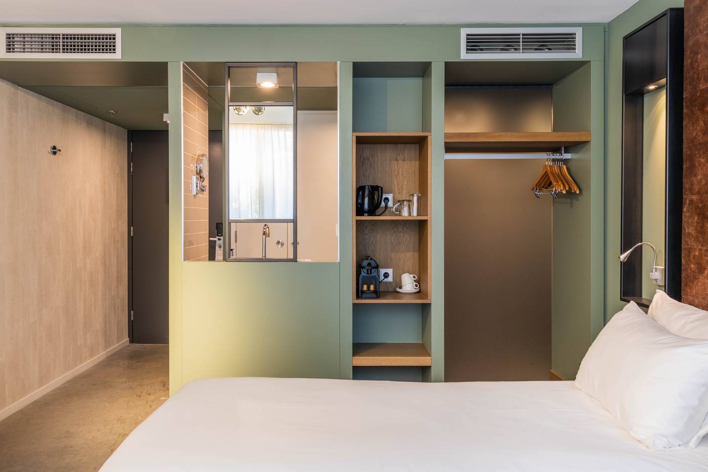 Hotel-De-Hallen-Room-43