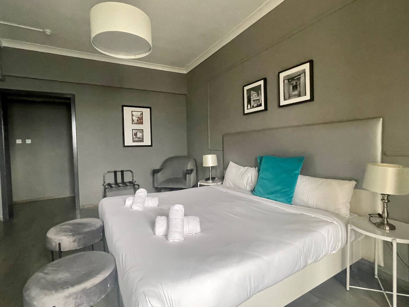 Hotel-Marina-Room-8
