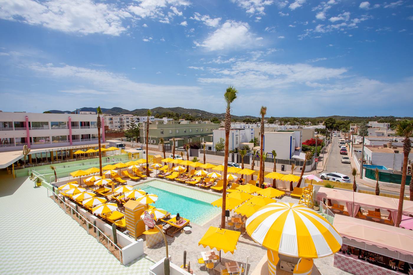 Estudios-Tropicana-Room-9