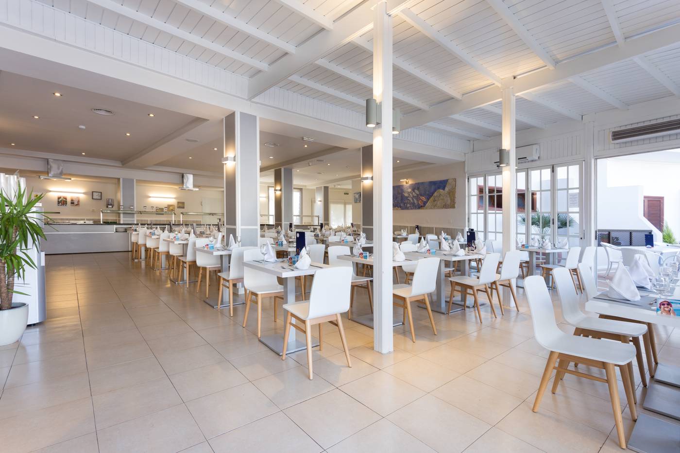 Globales-Tamaimo-Tropical-Restaurant-33