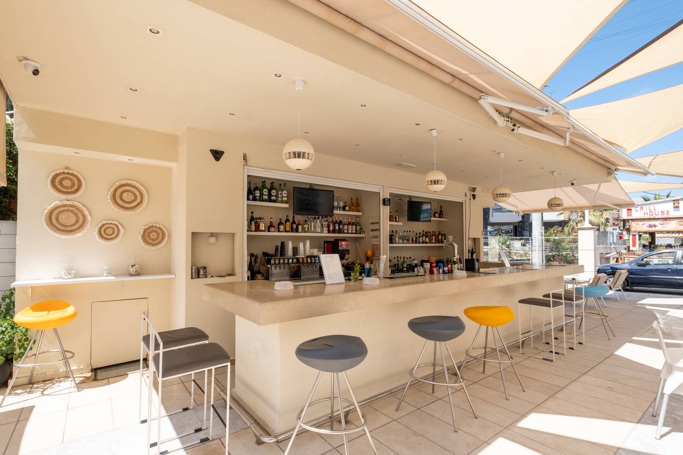 Dimitrios-Beach-Hotel-Bar-16