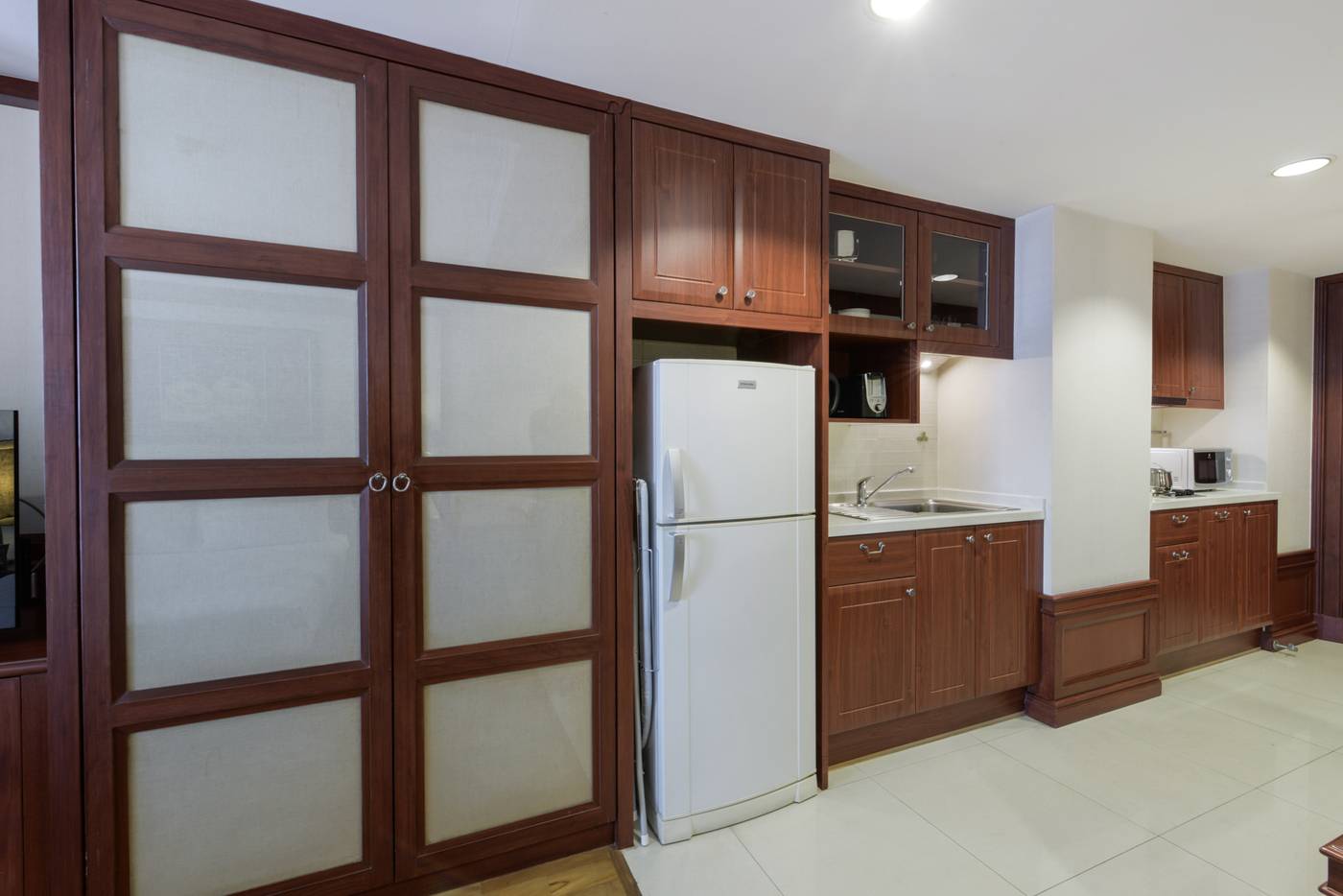 Centre-Point-Sukhumvit-Thong-Lo-Room-38