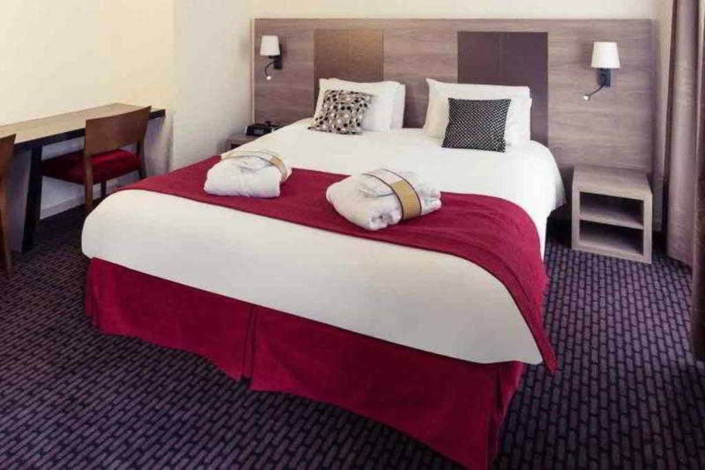 Mercure Annecy Centre Hotel-France-Annecy-General view-1