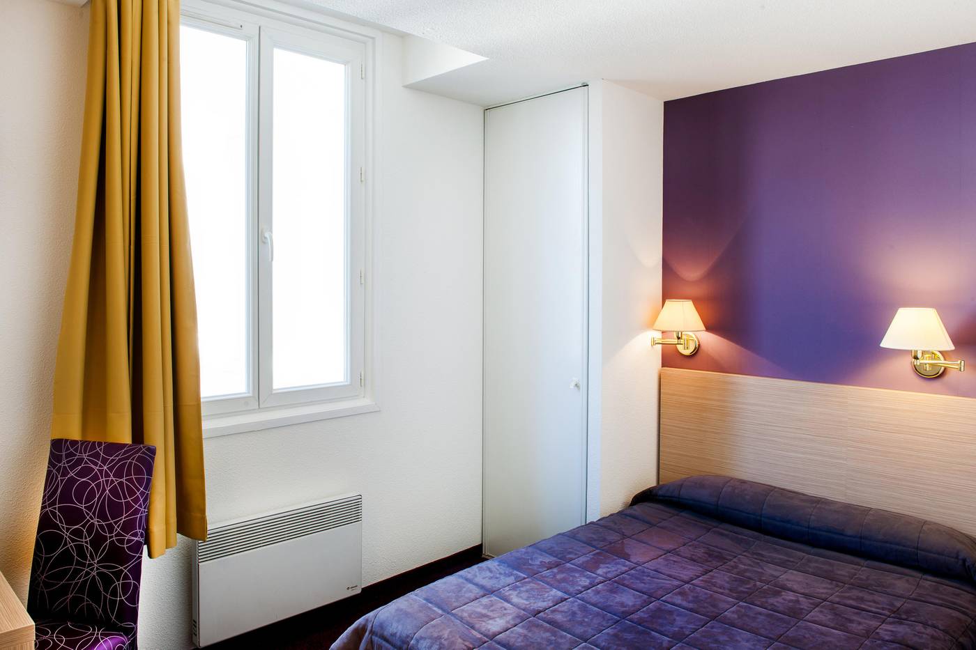 Continental-France-LOURDES-Room-8