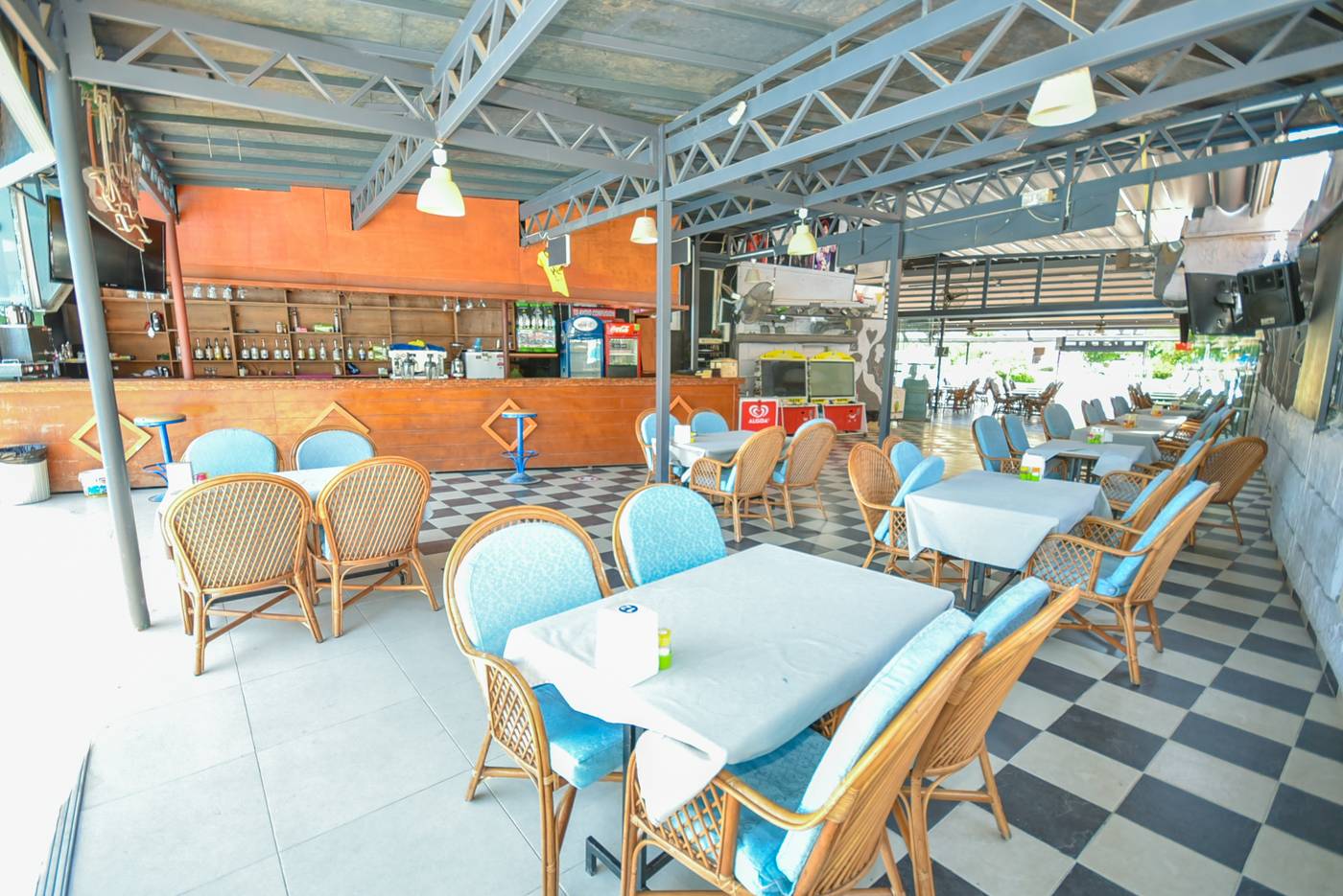 Golden-Orange-Apart-Hotel-Restaurant-33