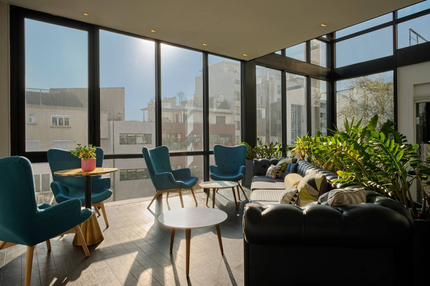 Hotel-Atrium-Lobby-13