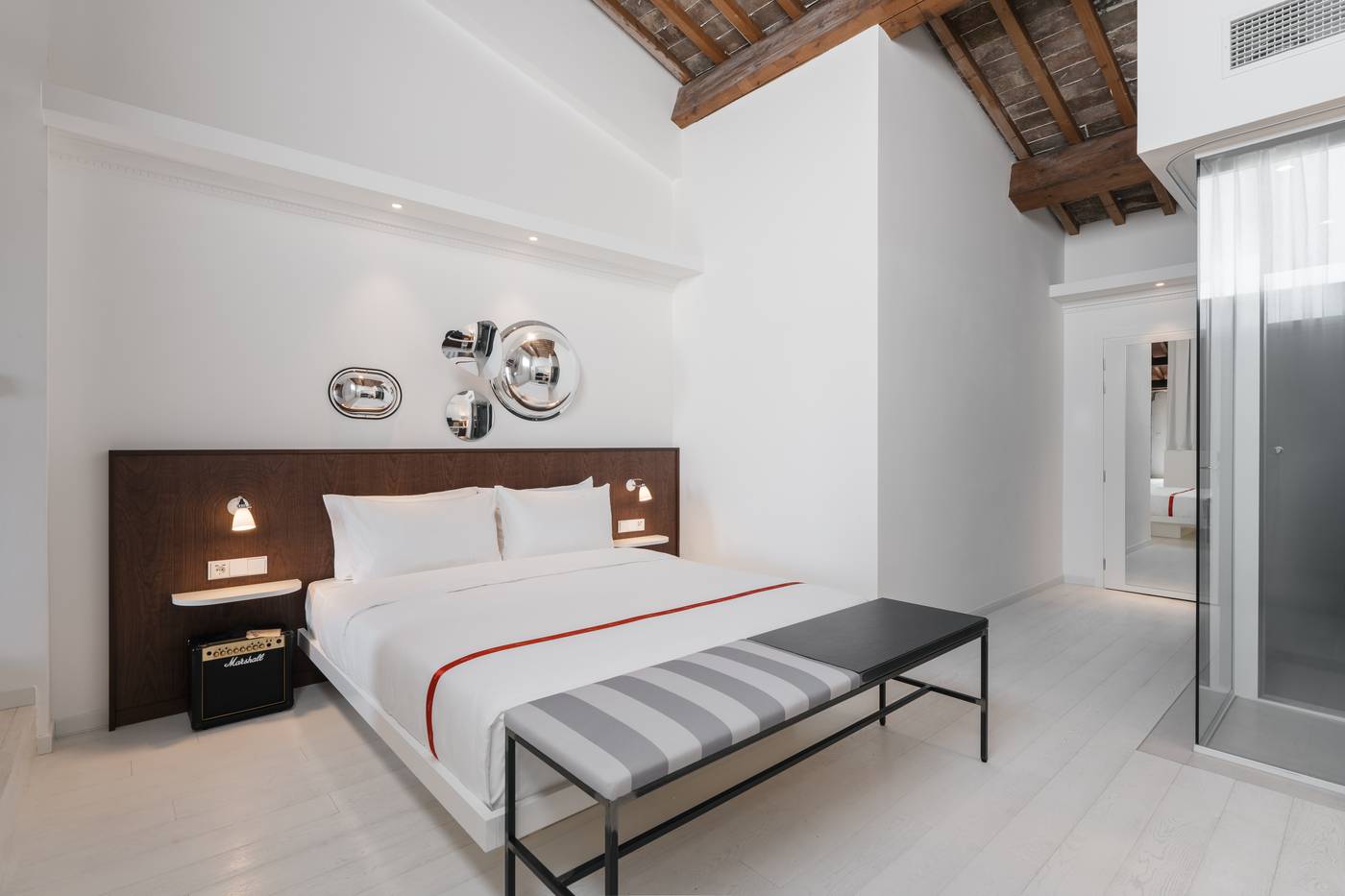 Ruby-Bea-Hotel-Florence-Room-25