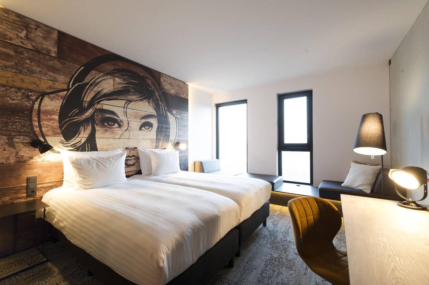 Jaz-in-the-City--Amsterdam-Room-27