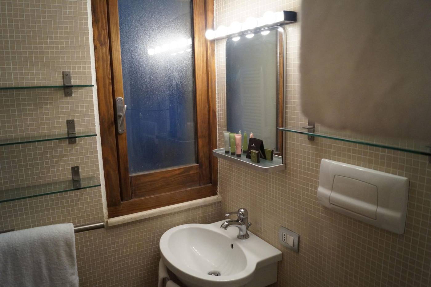 Relais-Arco-Della-Pace-Room-41