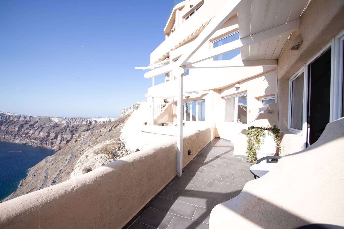 Suites-of-the-Gods-Cave-Spa-Room-59