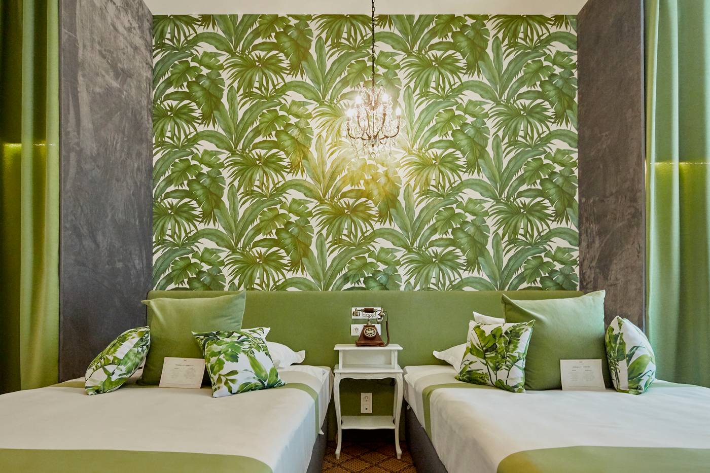 Mystery-Hotel-Budapest-Room-34