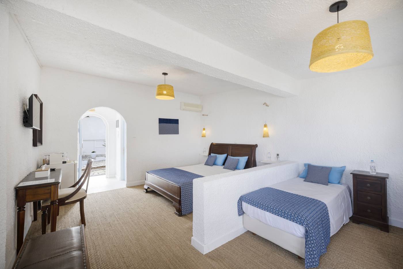 Lassion-Golden-Bay-Room-10
