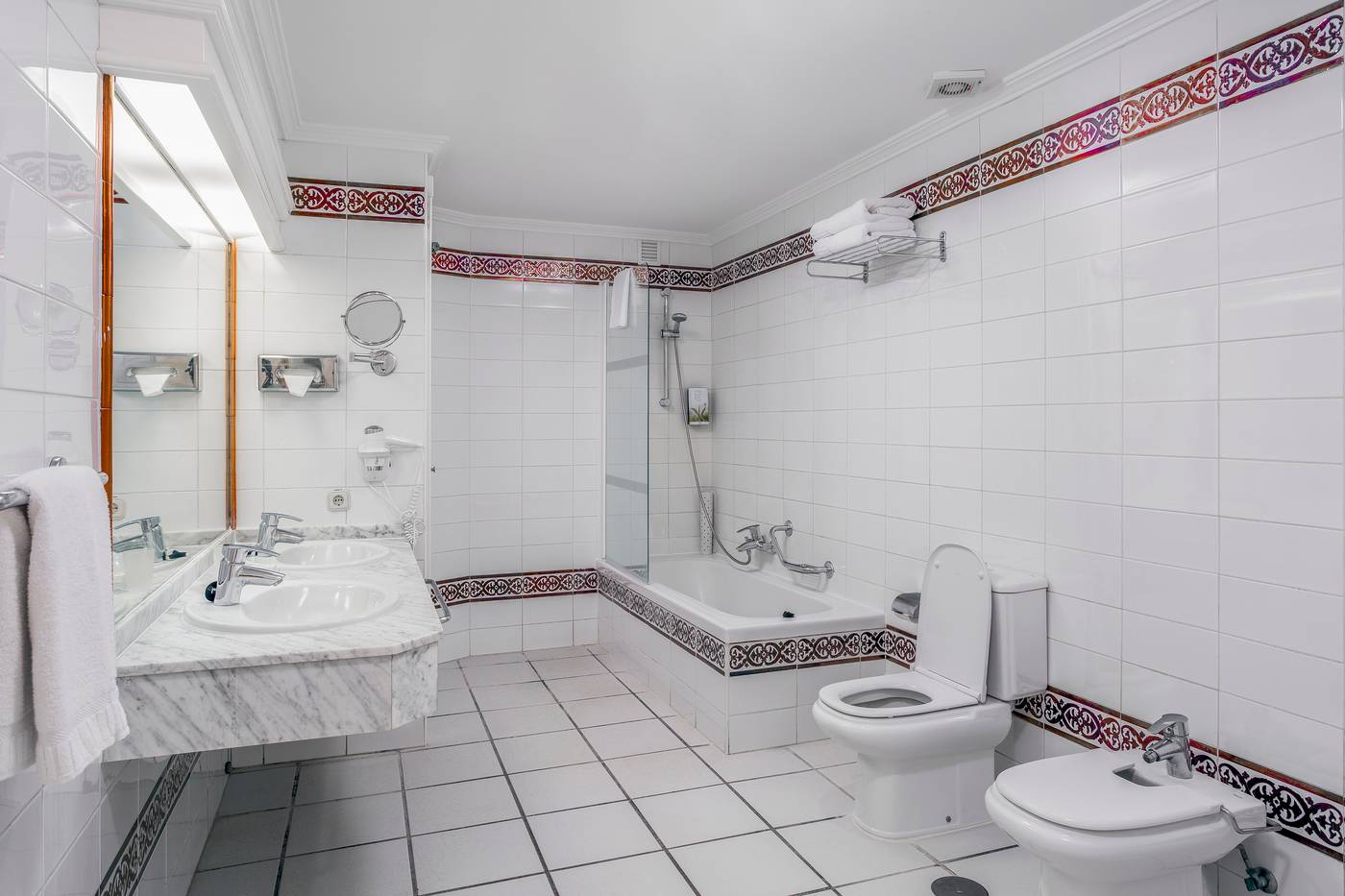 Santa-Barbara-Golf---Ocean-Club-Room-36