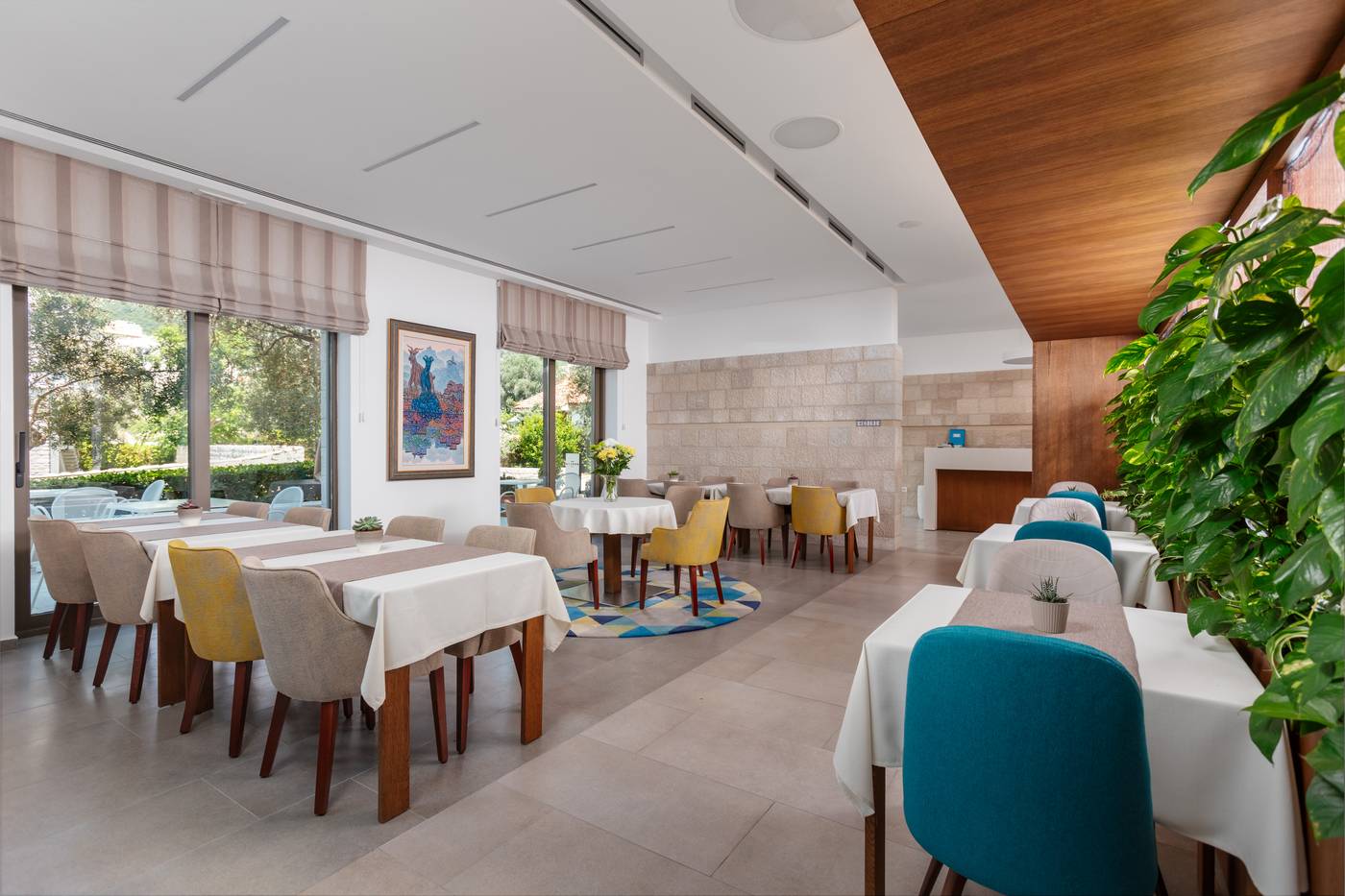 ELEVEN-Restaurant-25