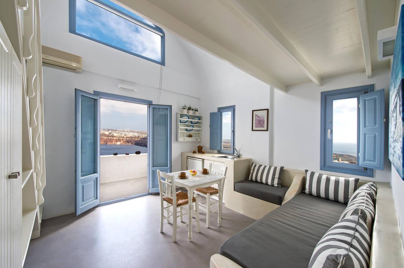 Apanemo-Hotel-Room-5