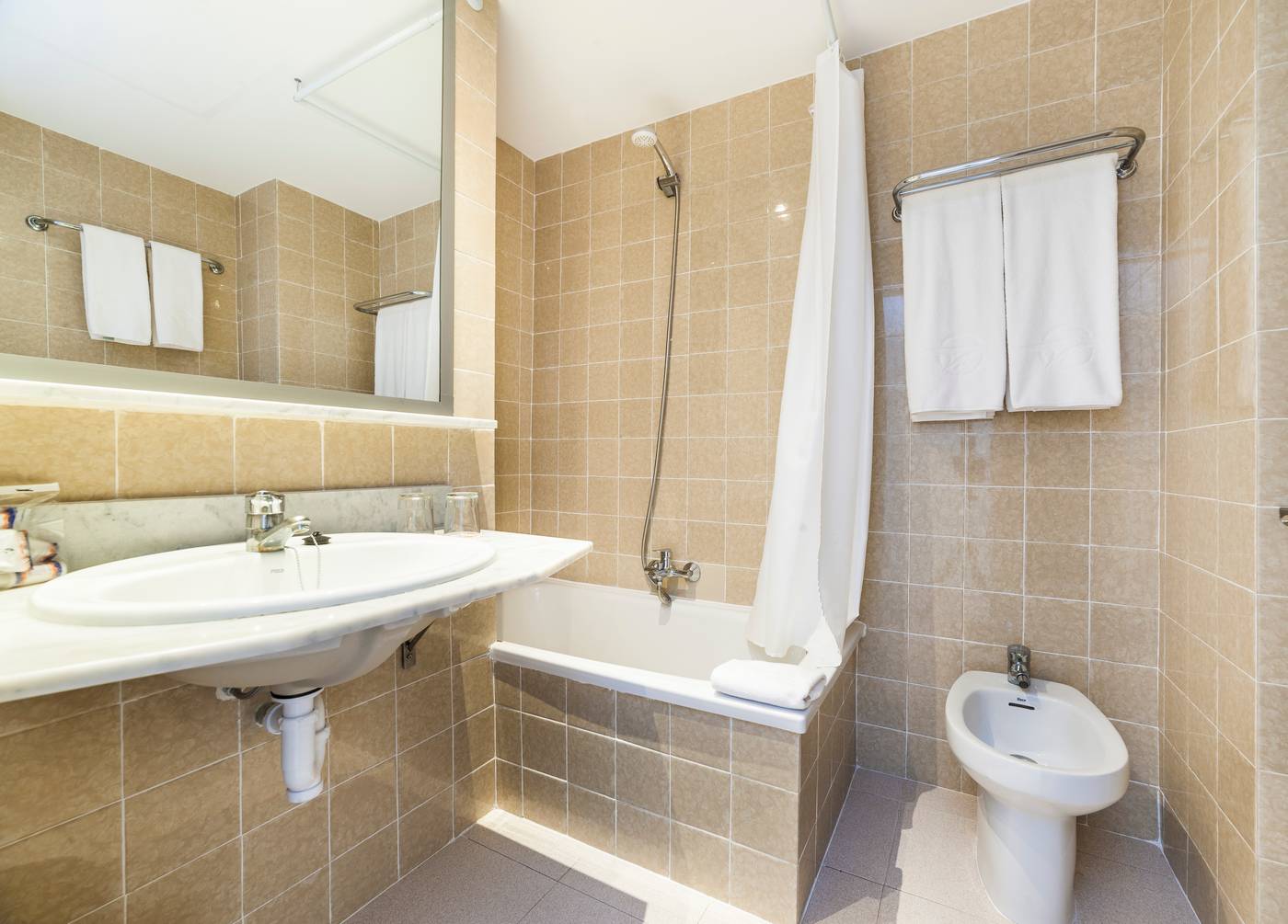 Apartamentos-Globales-Binimar-Room-26