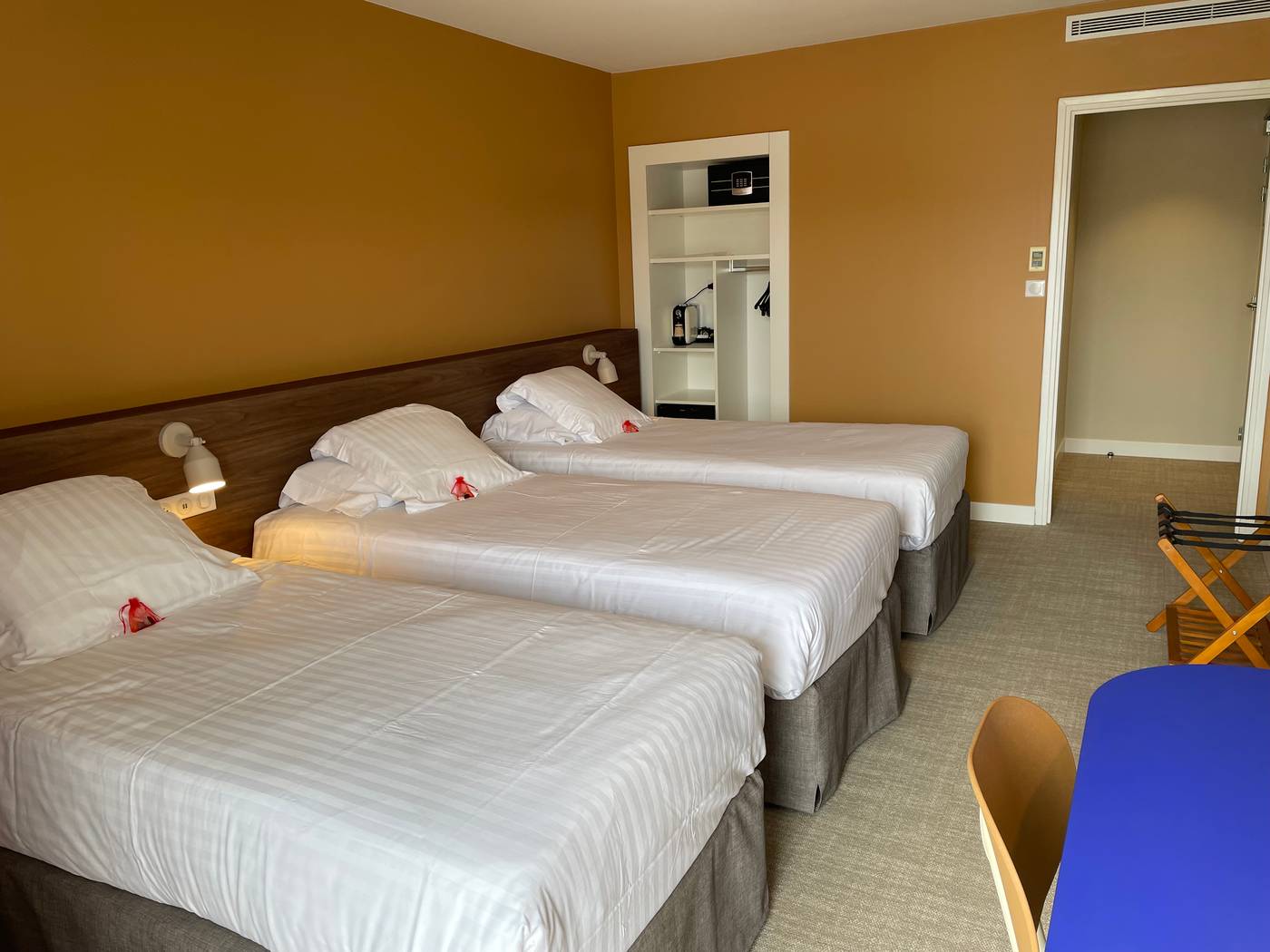 Hotel-Abrial-Cannes-Centre-Room-27