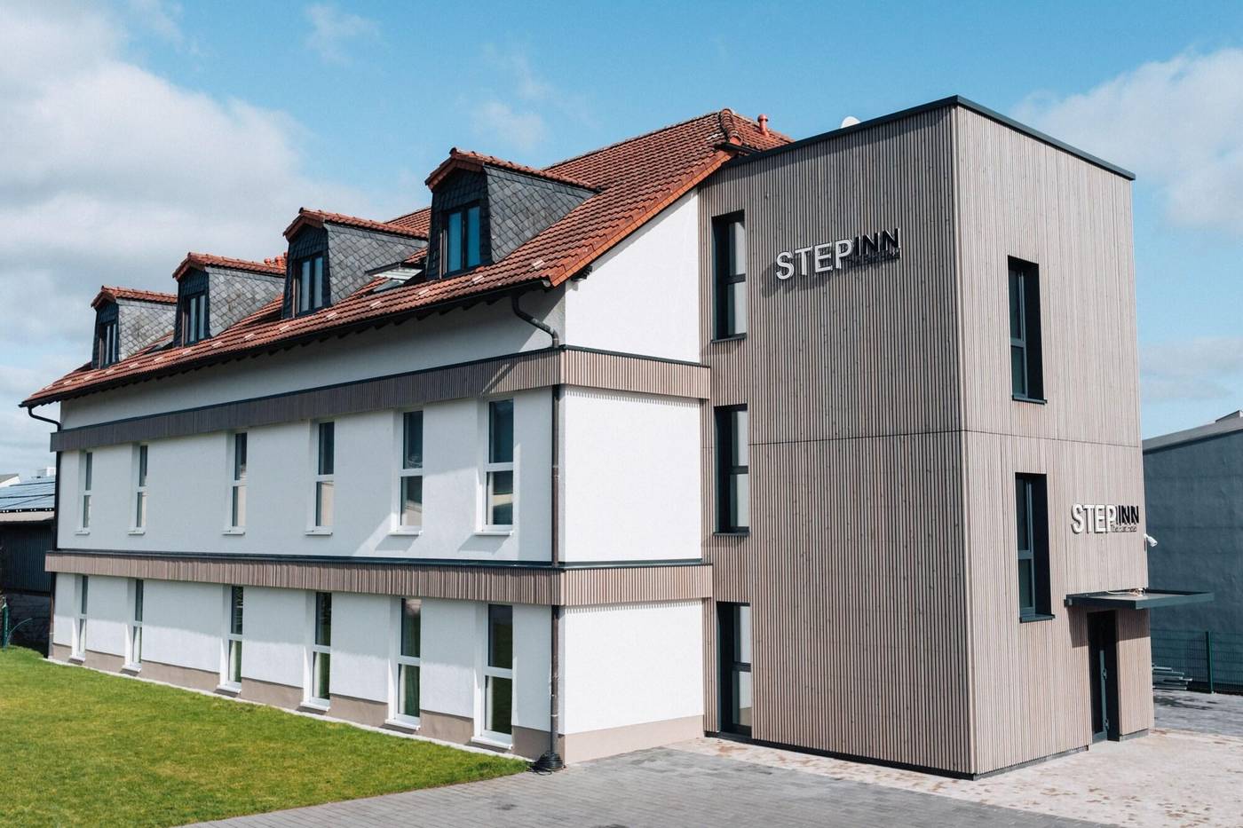 Step Inn The Fair Hotel - Germany - Rosbach vor der Hoehe - General view - 1