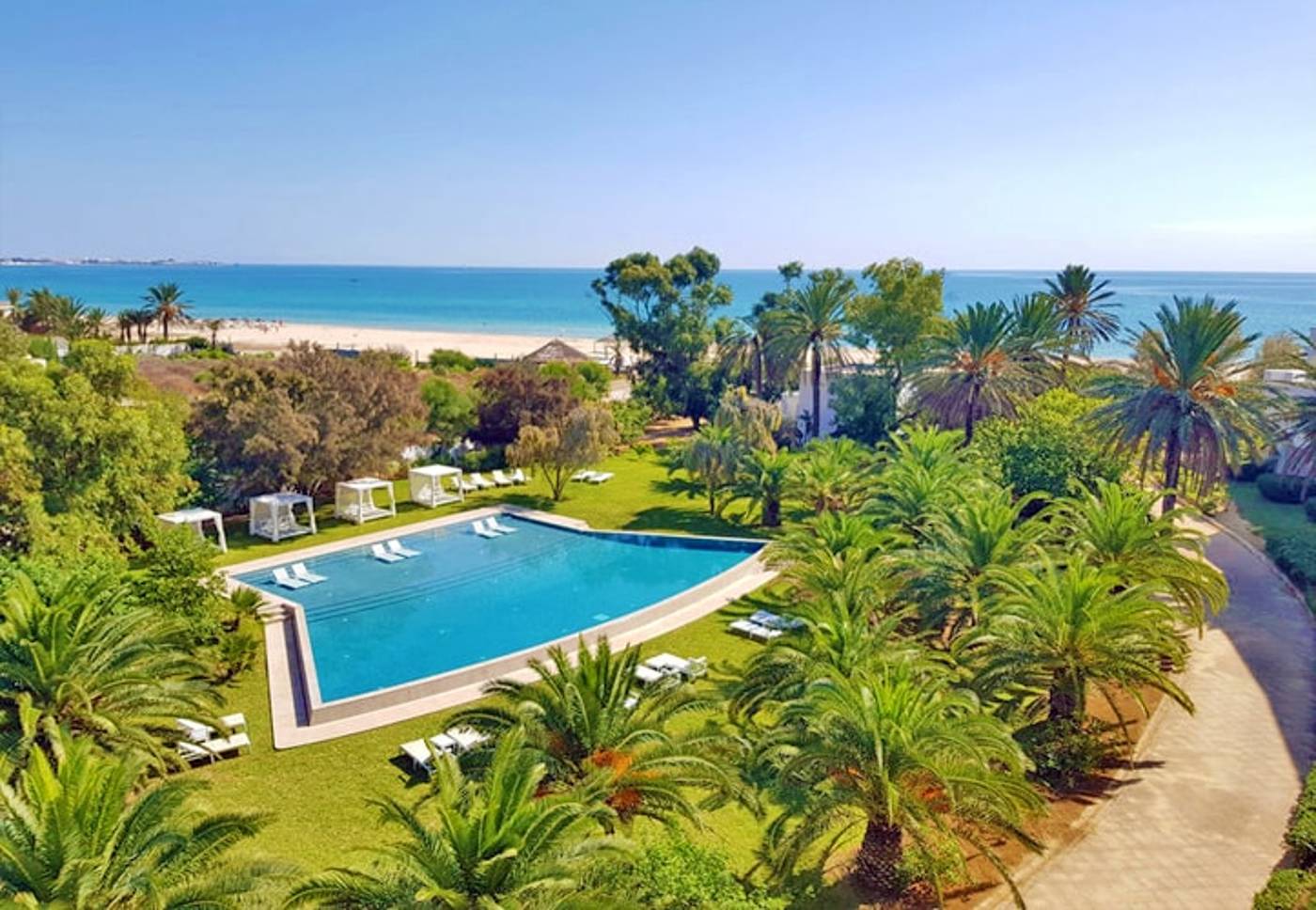 Blue Oceana Resort & Spa