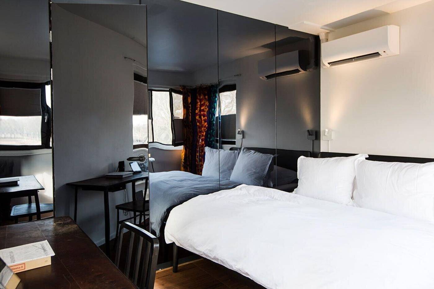 SWEETS - Meeuwenpleinbrug-Netherlands-Amsterdam-Room-5