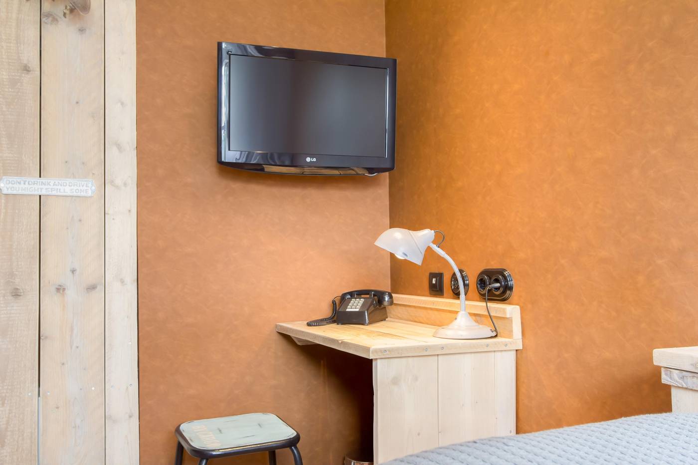 Max-Brown-Hotel-Museum-Square--part-of-Sircle-Collection-Room-18