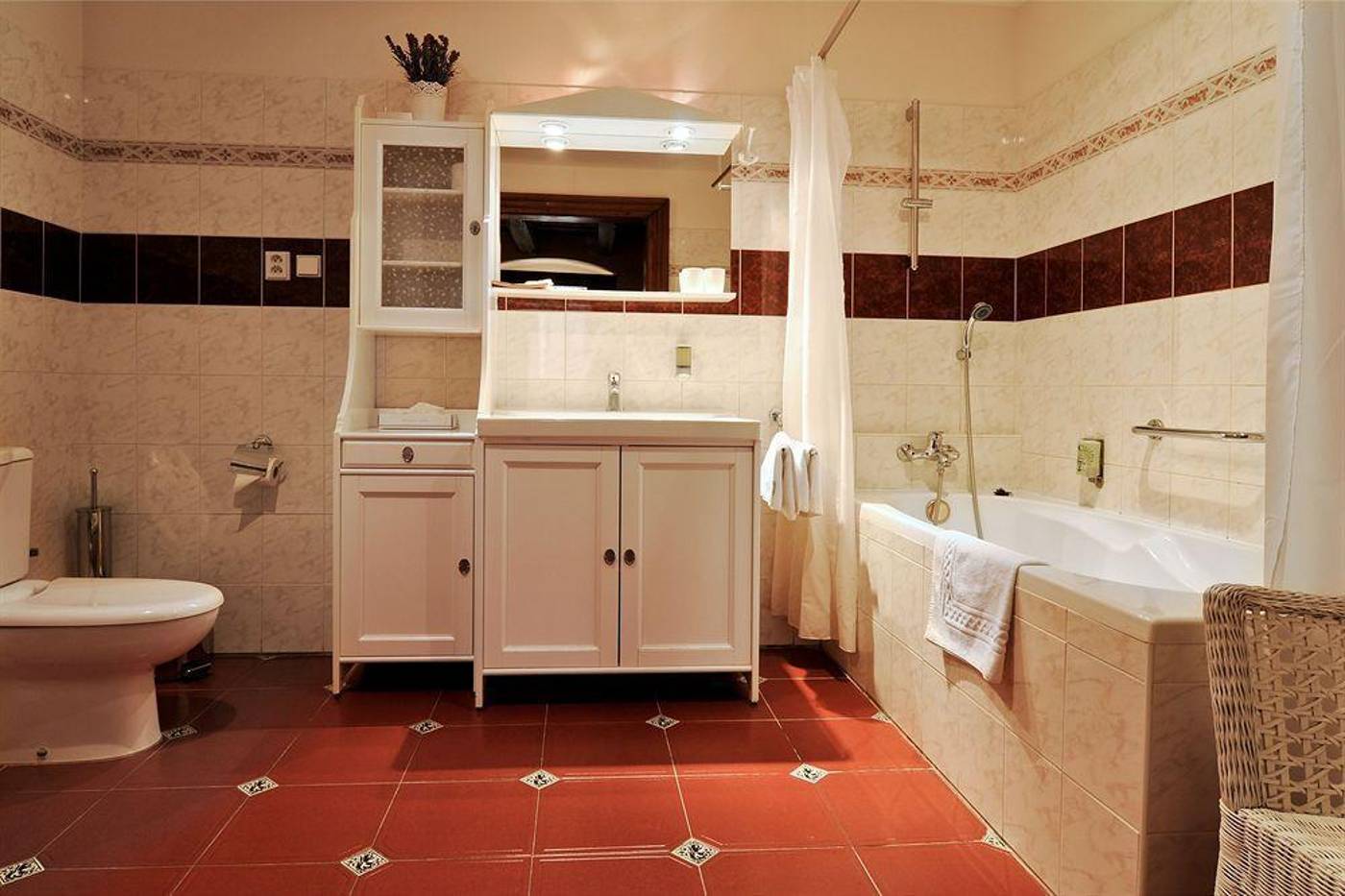 Aurus-General-view-35