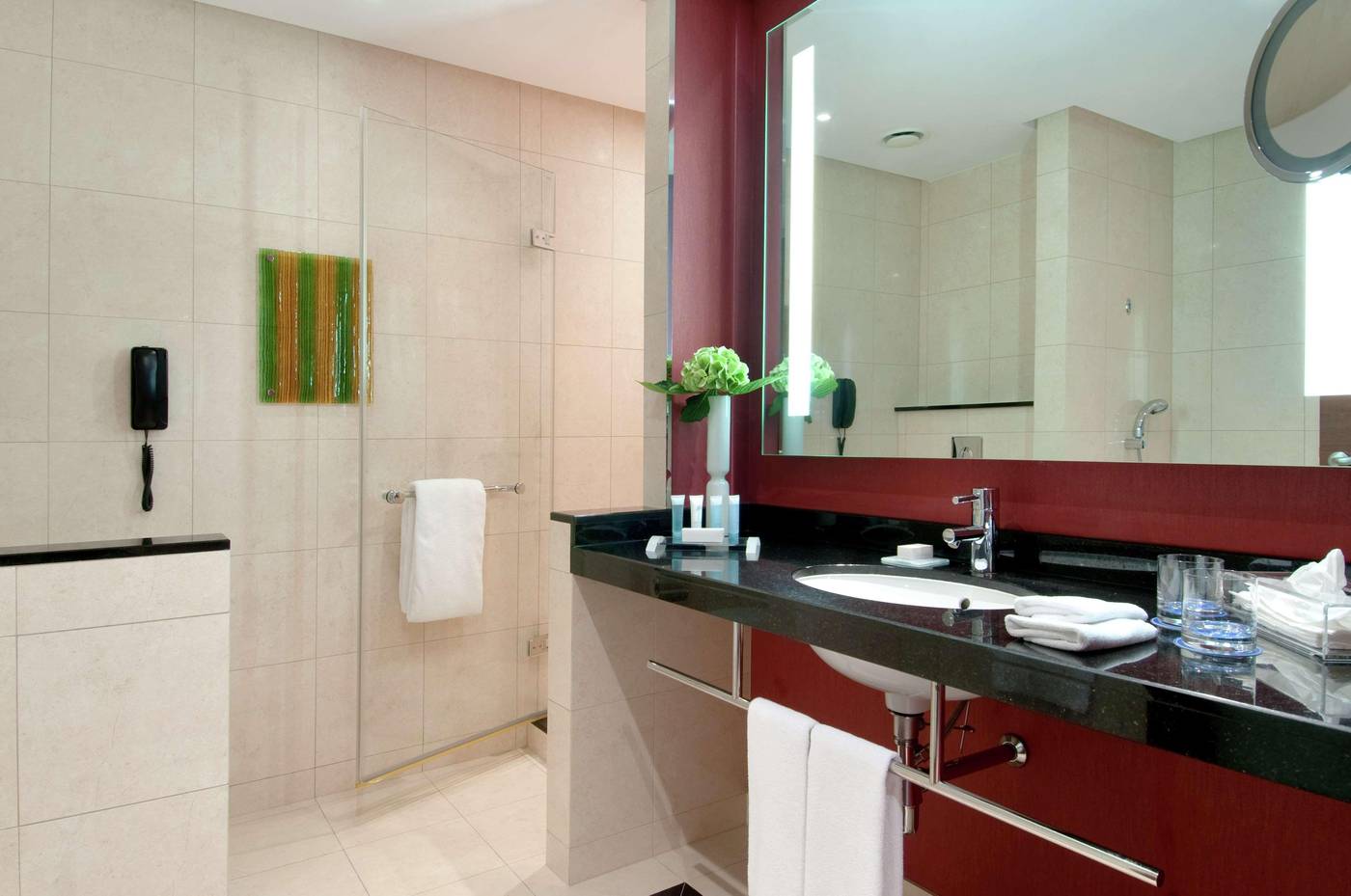 Hilton-Warsaw-City-Room-40