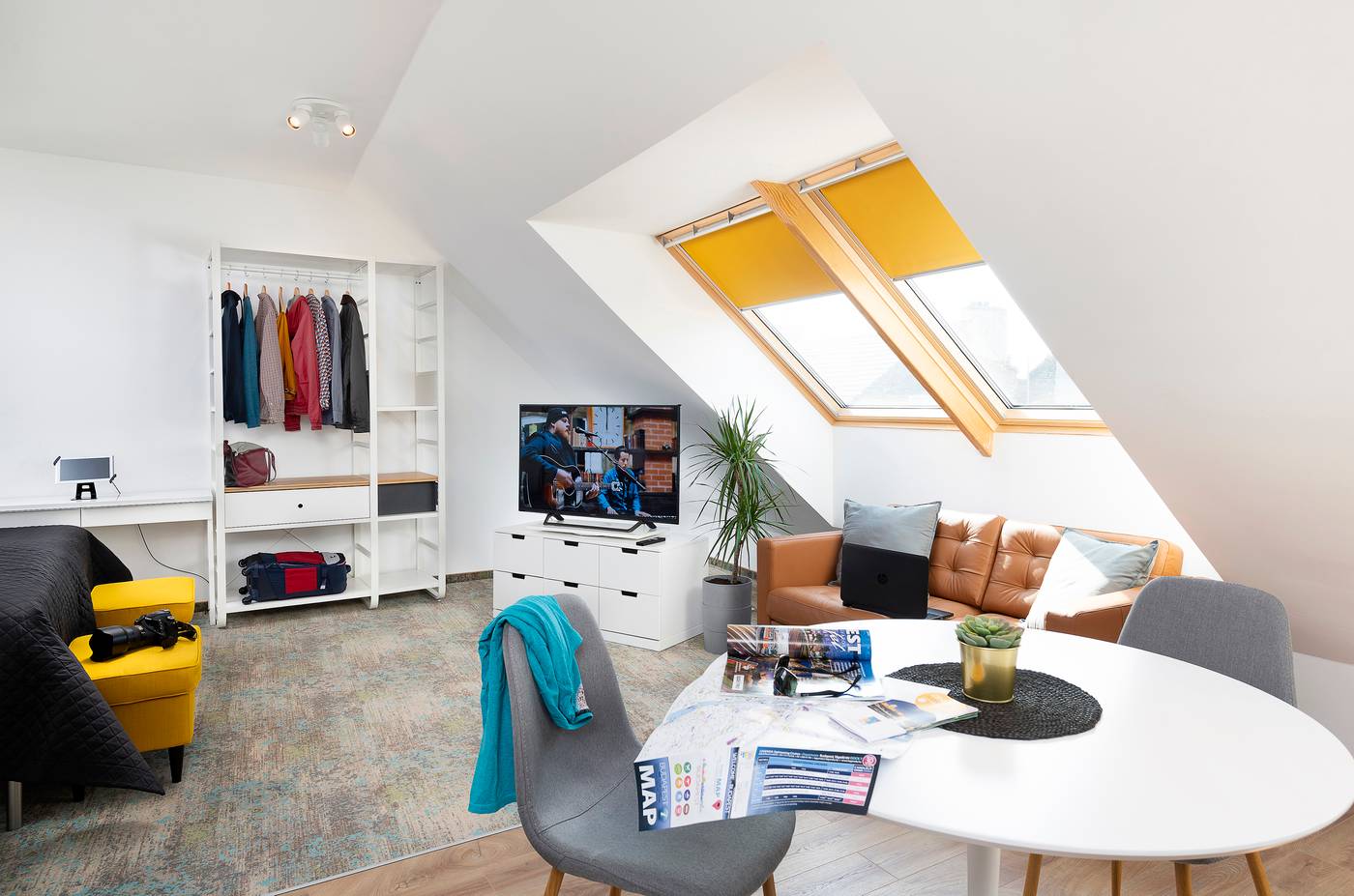 Bo33-Hotel-Family-and-Suites-Room-24