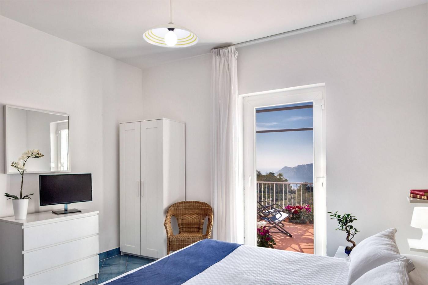 Gocce-Di-Capri--Residence-Room-6