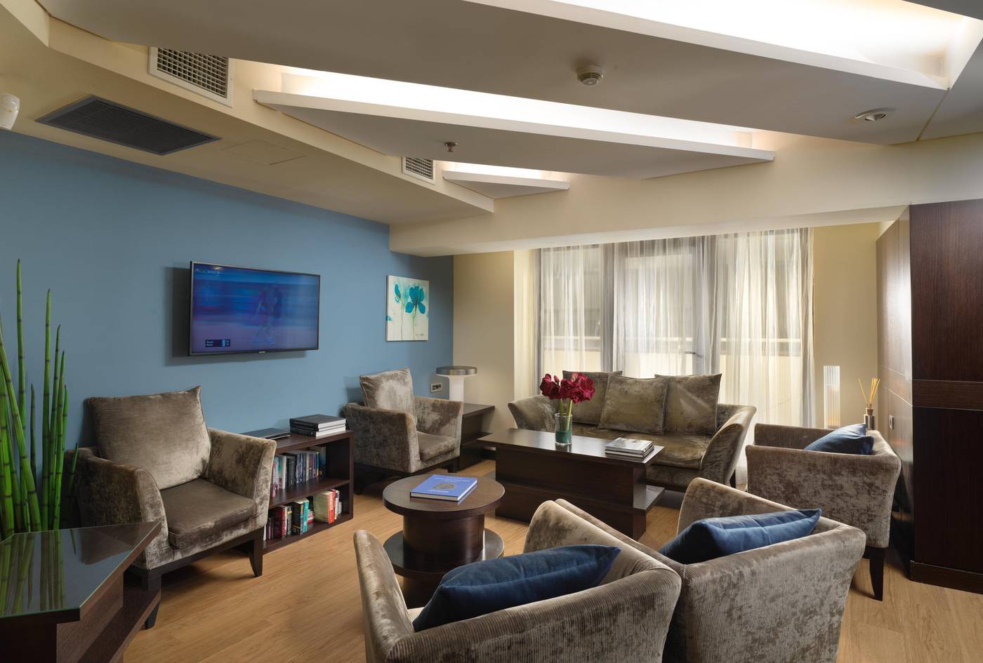 Crowne-Plaza-Athens-General-view-5