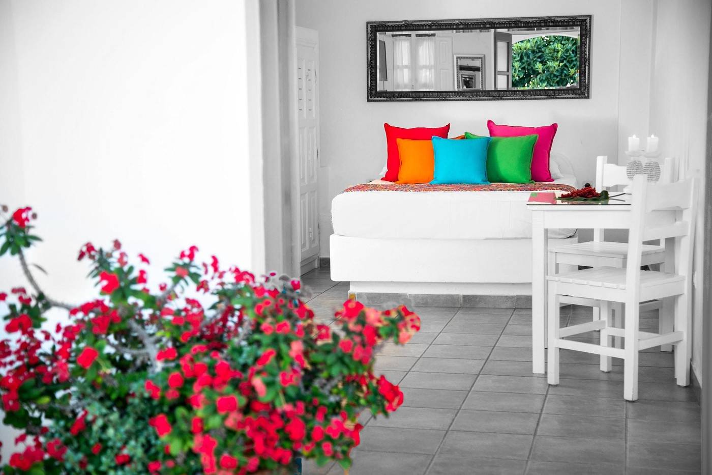 Abelonas-Retreat-Sunset-and-Sunrise-Lodgins-Room-16