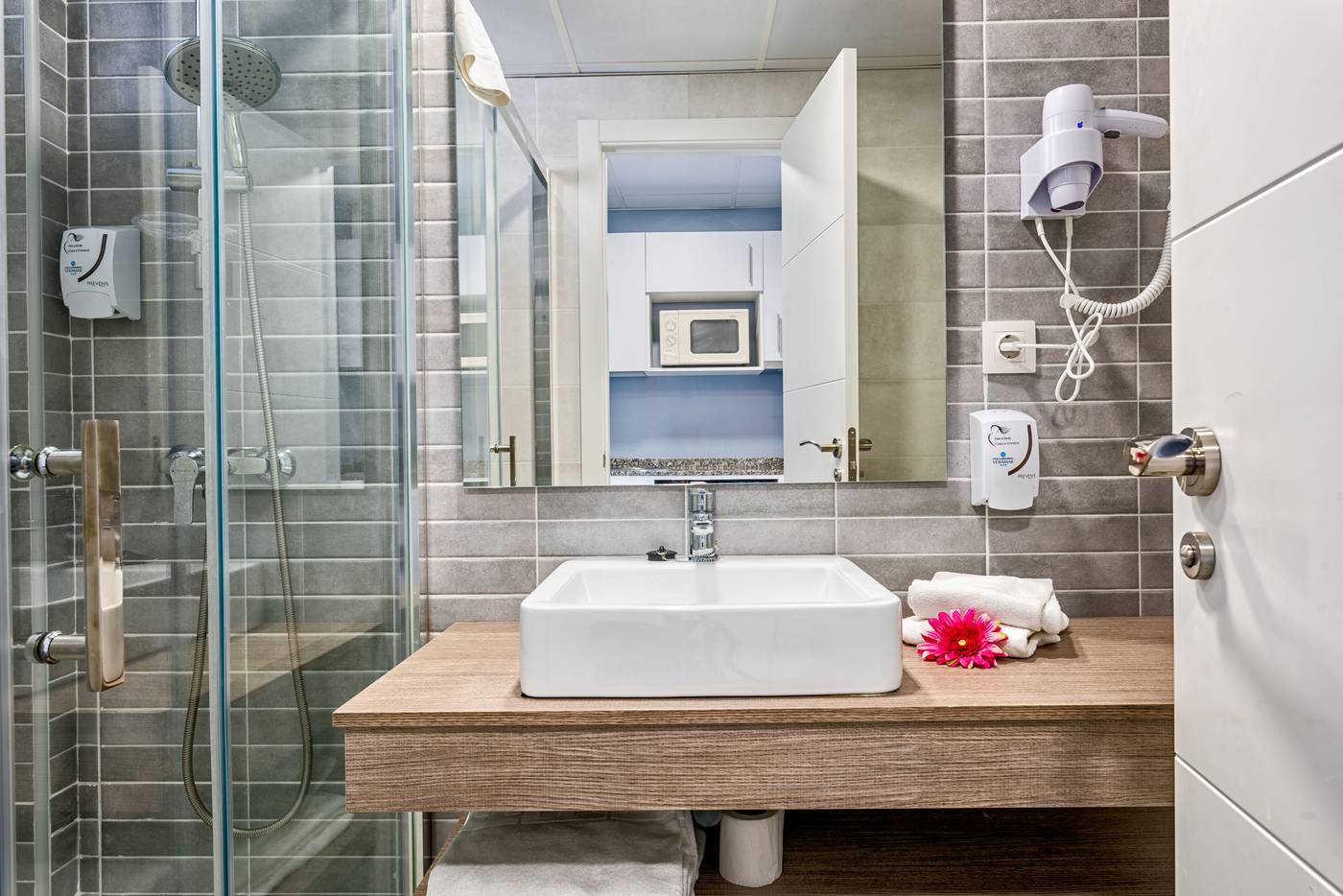 Aparthotel-Veramar-Room-48