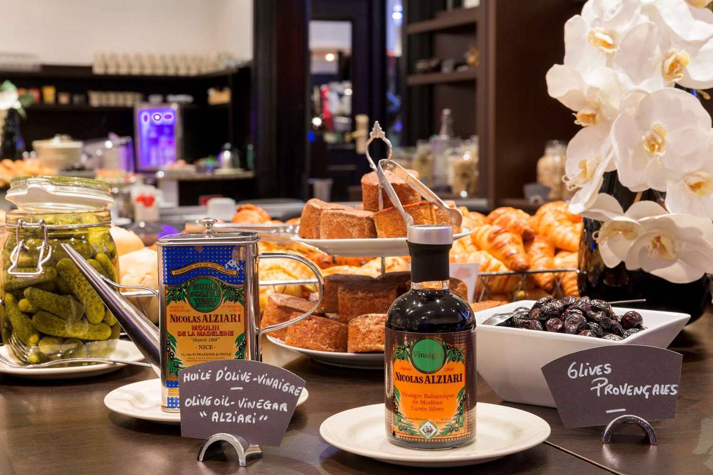 Best-Western-Plus-Massena-Restaurant-71