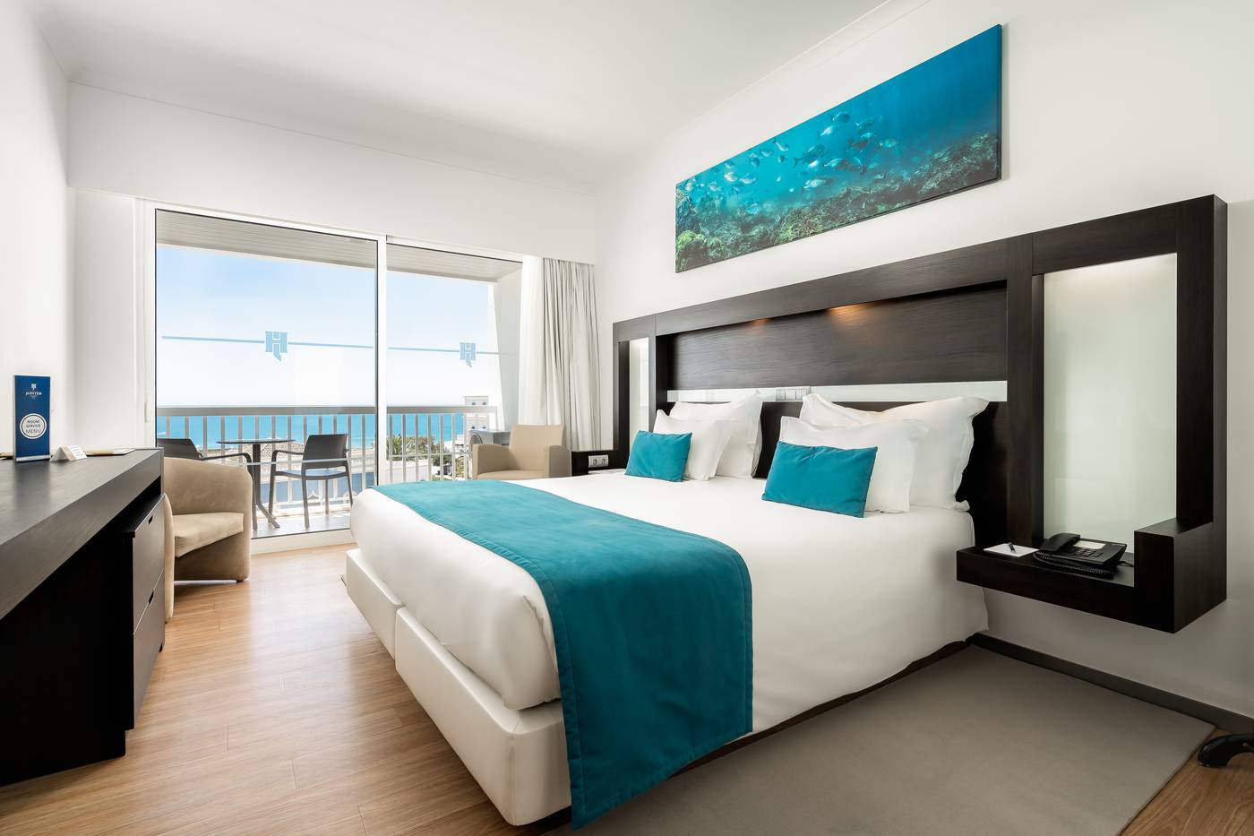 Jupiter-Algarve-Hotel---Beach---Spa-Room-13