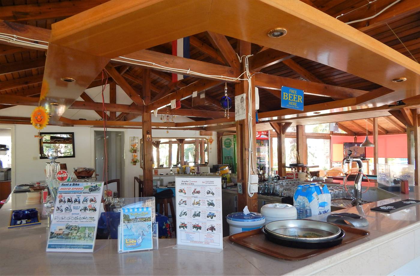 Dreams-4U-Apartments-Lobby-29