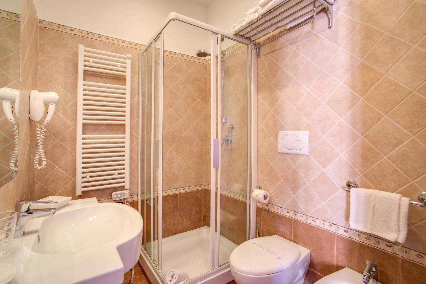 Hotel-Roma-Tiburtina-Room-28