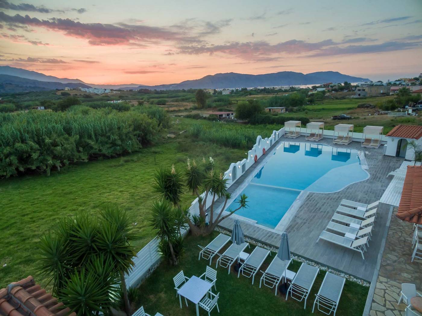 Apollo-Hotel-Pool-8