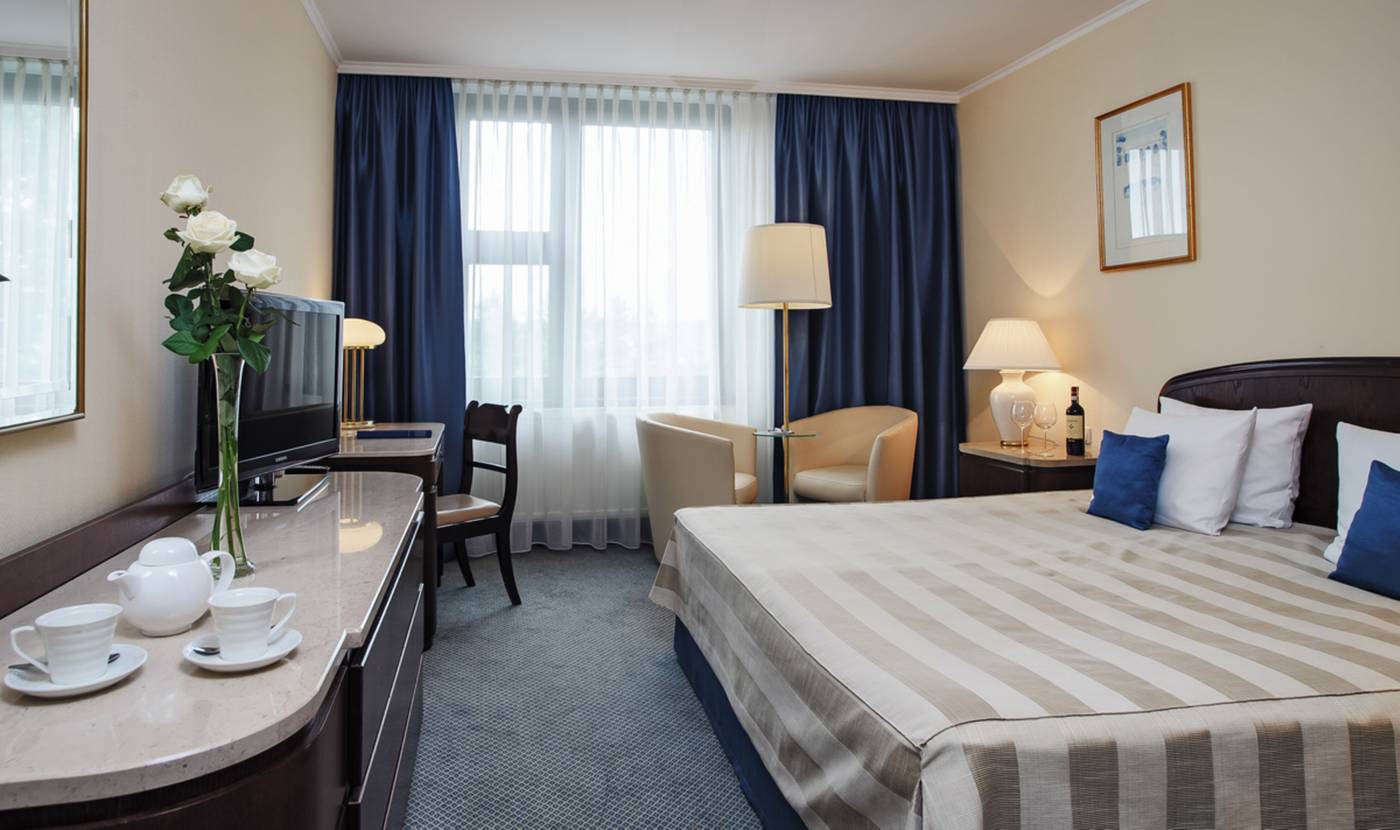 Booking-Hotel-Crown-Piast---Spa-Room-14