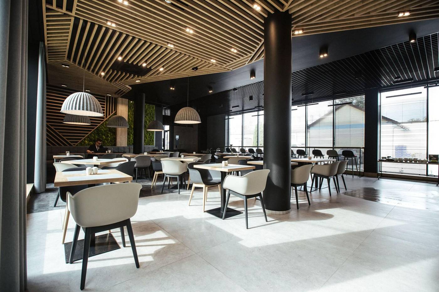 Air-Hotel-Restaurant-13