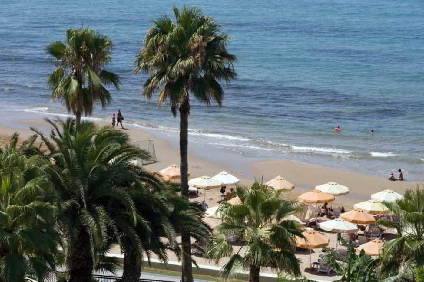 Crystal-Sunrise-Queen-Luxury-Resort---Spa-Beach-45