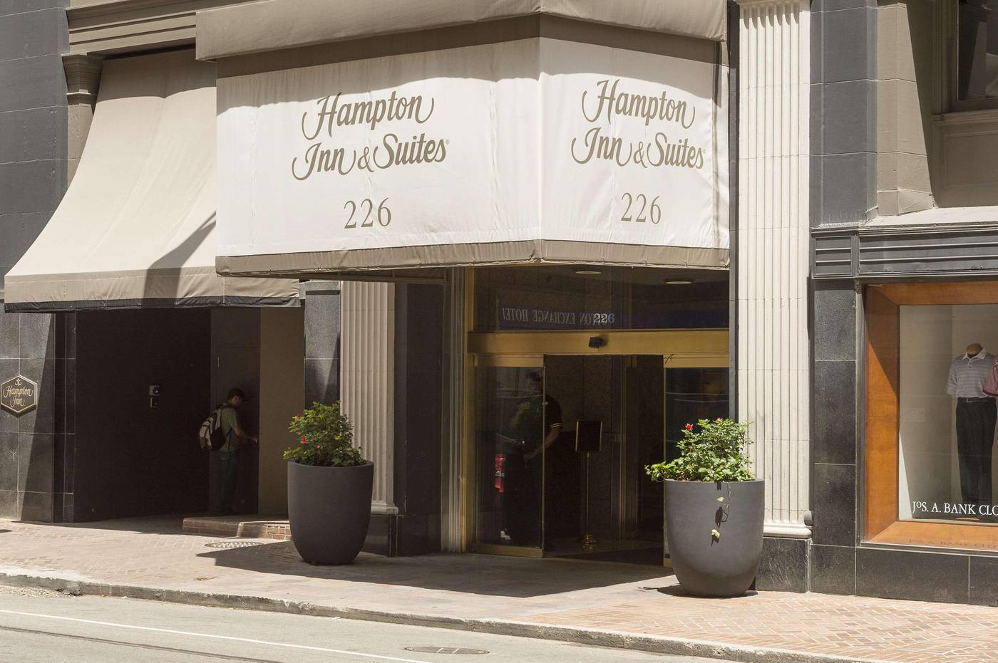 Hampton Inn & Suites New Orleans Downtown (French - United States - NEW ORLEANS - General view - 4