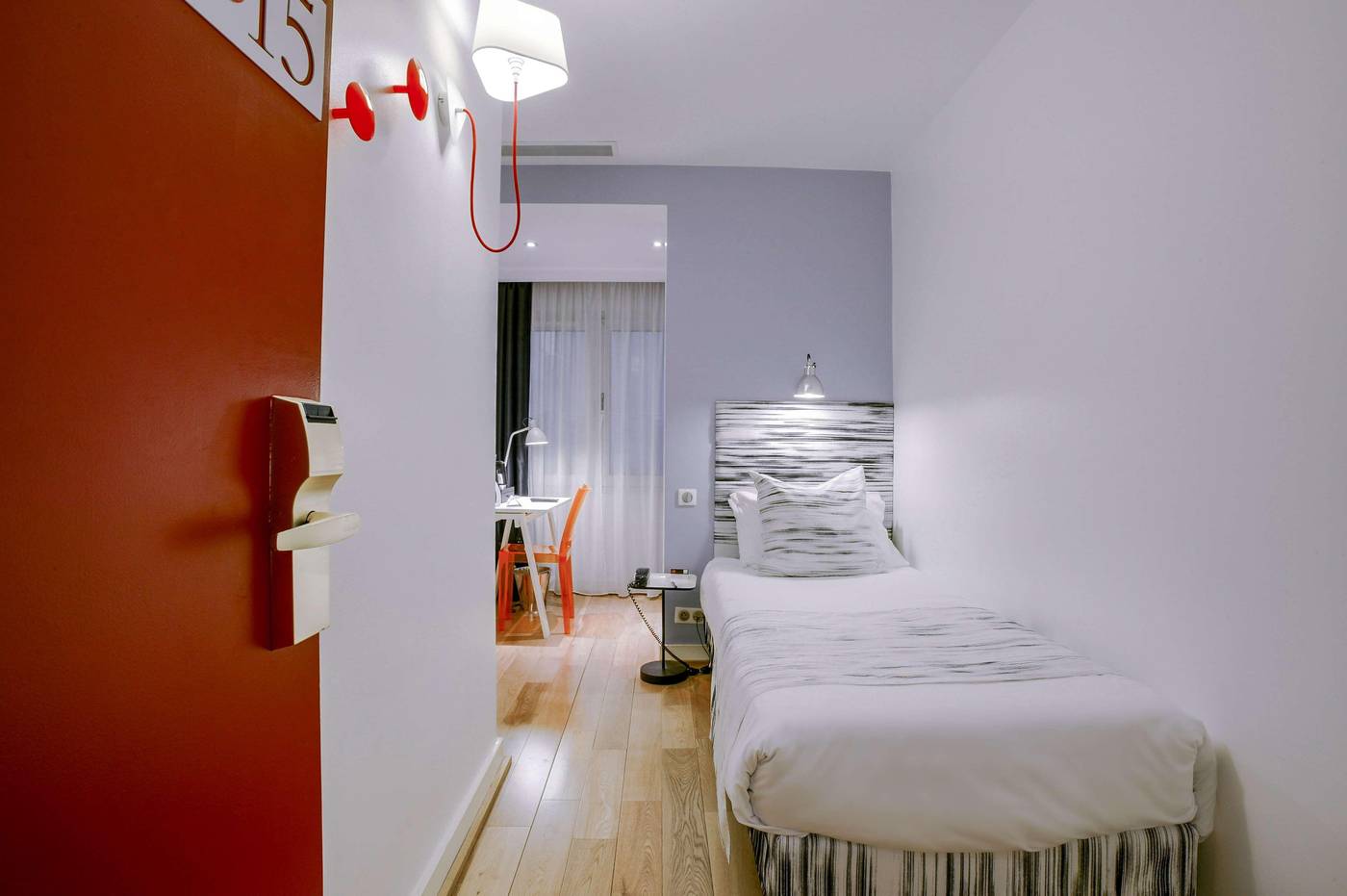 Astoria-Astotel-Room-31